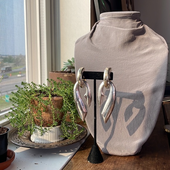 DAVID VARSANO Vintage Sterling Oversized Modernist Two Tone Earrings - Picture 4 of 17